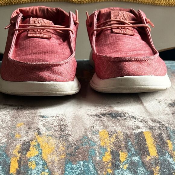 Reef Women’s Pink Cushion Coast Shoes - Picture 6 of 8